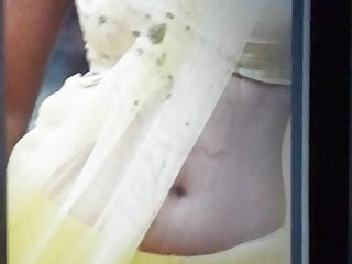 Hot moaning and spiting on thoppul rani Priya Anand 
