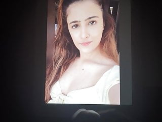 Nupur Sanon Cum Tribute