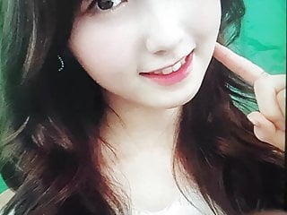 IZONE Honda Hitomi cum tribute