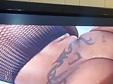 Short stroking phat booty