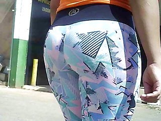 baixinha bucetuda e rabuda big ass+pussy teen E 52
