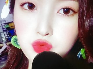 Playing with Oh my girl Arin (Part.1)