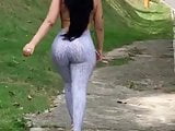 Gostosa bunduda flagrada