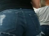 Novinha linda de shortinho Nice teen in shorts