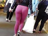 I cant belived i filmed that amazing round yoga pants booty