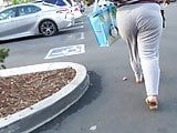 PAWG with jiggly thickness 