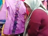 Horny Muslim Bitch Shows How Pervert Skill