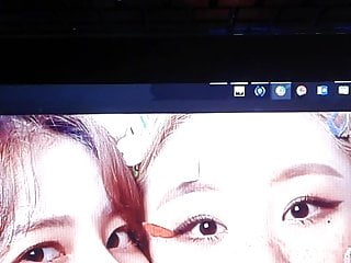 Mamamoo Solar and Wheein Cum Tribute 1
