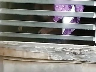 Boso sa Kapitbahay namin na Nagbibihis Part 2