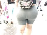 Phat Latina ass candid (more in mega folder)