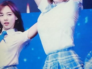 Cum tribute to Twice Nayeon and Jihyo