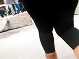 Huge Booty Black Jeans moving