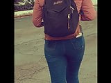 Thick Shapely Booties n Jeans 